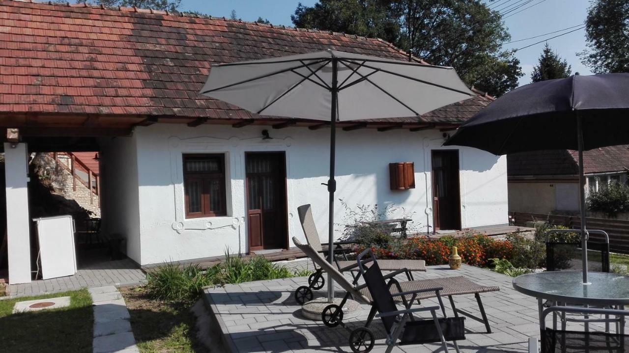 Zempleni Pitvaros Piheno Telkibánya Exterior foto