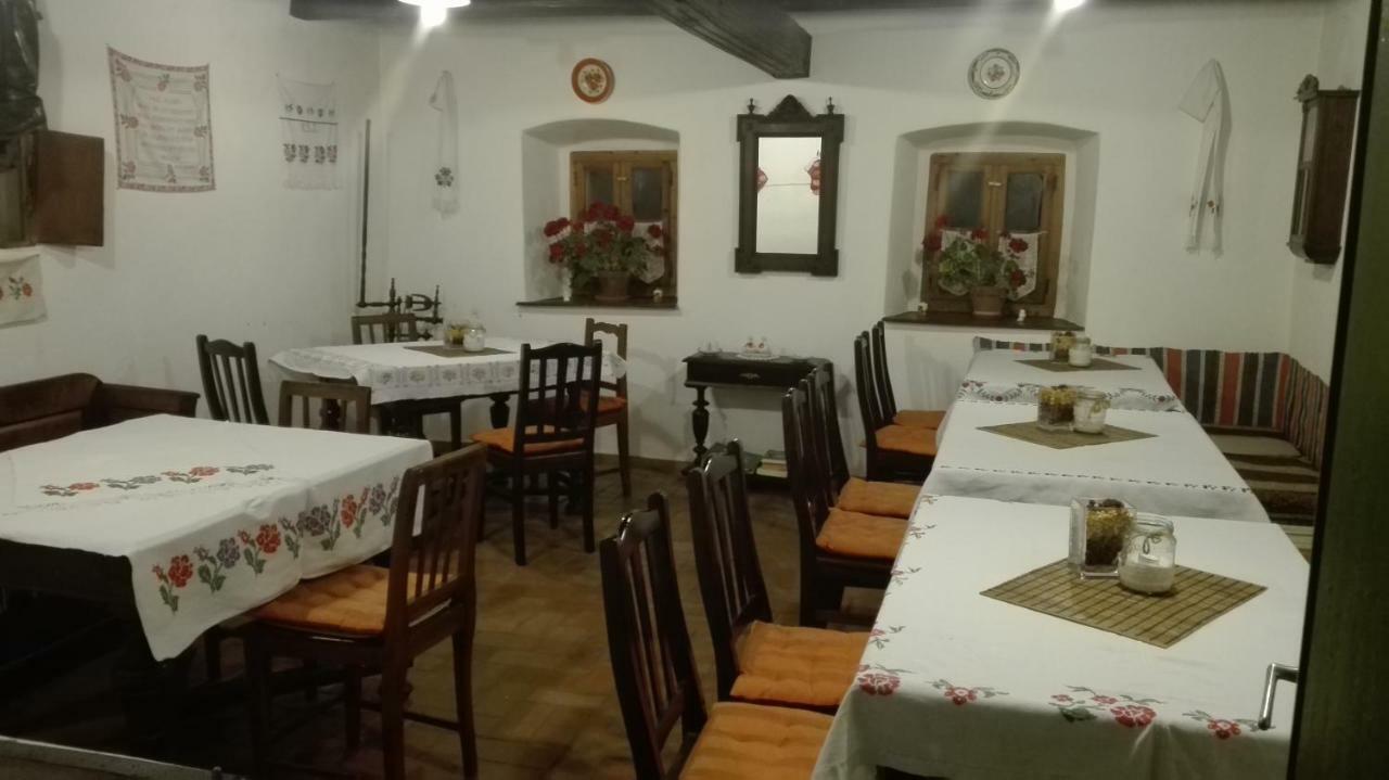 Zempleni Pitvaros Piheno Telkibánya Exterior foto